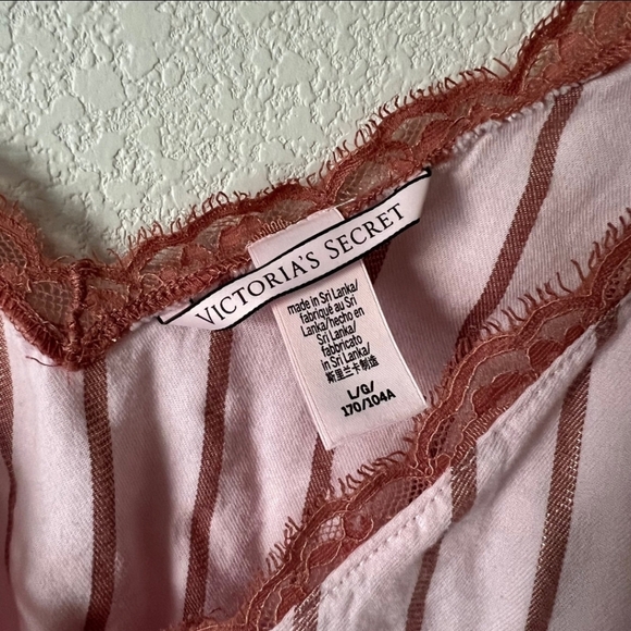 Victoria's Secret Cami - Picture 2 of 3